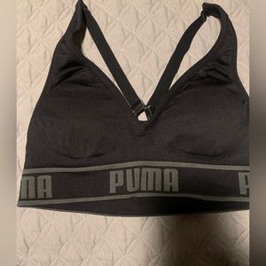 Puma sports bra size small